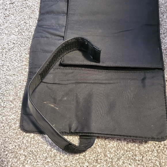 3/$30 π€π EUC brush roll from Sephora - Picture 7 of 16